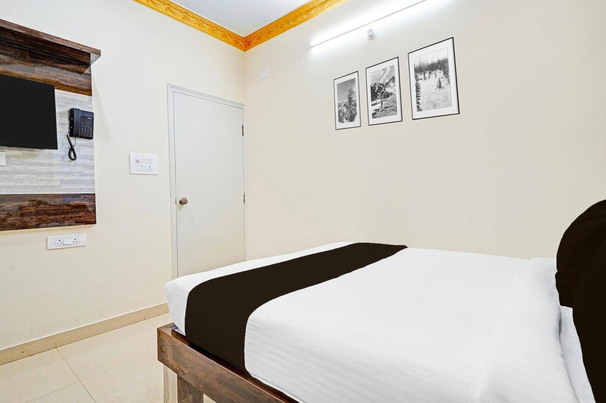 Super Collection O Niladri Road Hotel Kammasandra Екстериор снимка